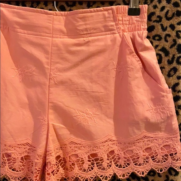 Women’s Shorts - Picture 2 of 9